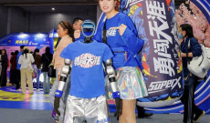 机器人展绝活+烟火氛围浓厚！武汉体育博览会开启体育消费新浪潮