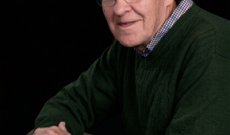 伦弗罗食品公司首席运营官杰克·伦弗罗逝世，享年89岁