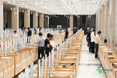 江苏24小时·滚动推送｜连云港：紫菜交易繁忙